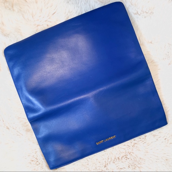 Saint Laurent Large Fold-Over Clutch, Bleu Major - Picture 6 of 7